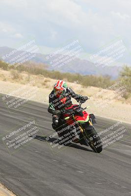 media/May-05-2025-Moto Forza (Mon) [[3c1838c5e5]]/2-B Group/Session 2 (Turn 7 Inside)/